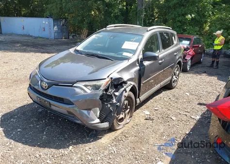 2017 Toyota Rav4 Le из США, поврежденный, VIN JTMBFREV9HD204865